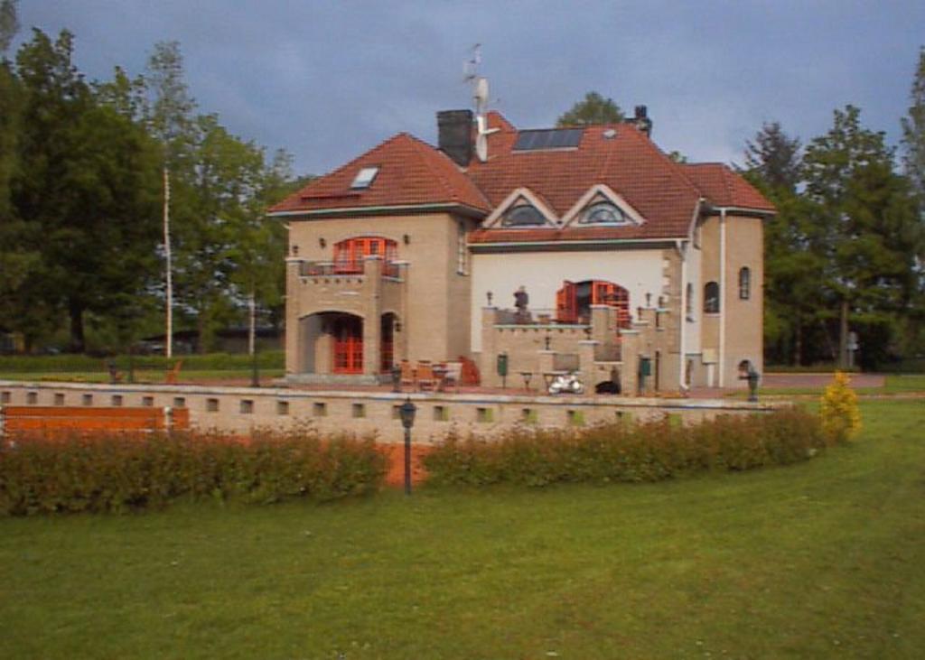 Hotell De Tolly Tõrve Esterno foto